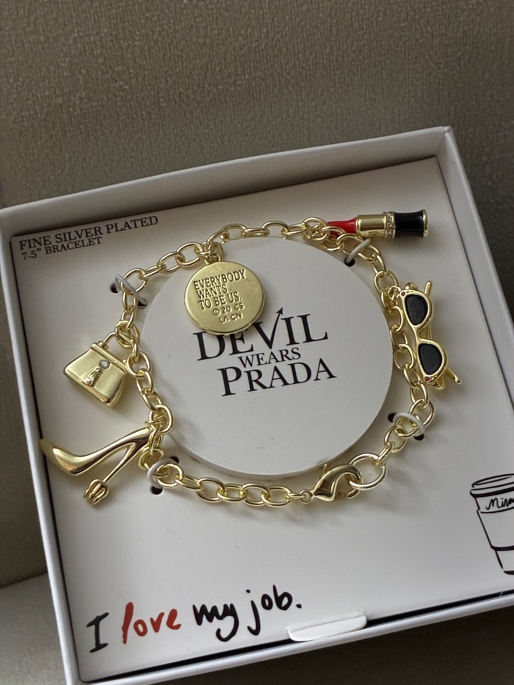 24HR DROP ⬇️ The devil wears Prada charm bracelet - Picture 5 of 9